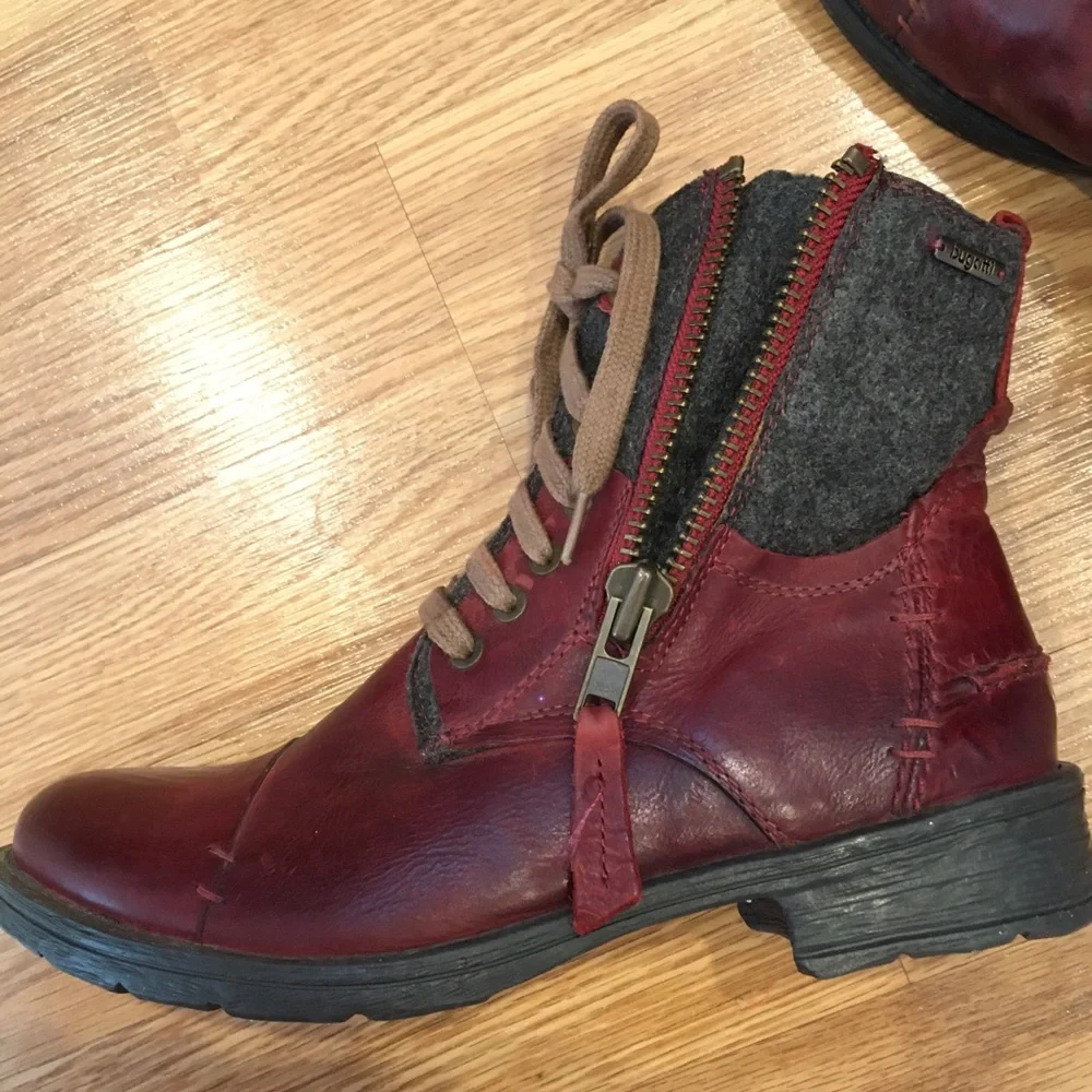 Wine Leather / Grey Flannel Lace Up BUGATTI Boots size 37‎